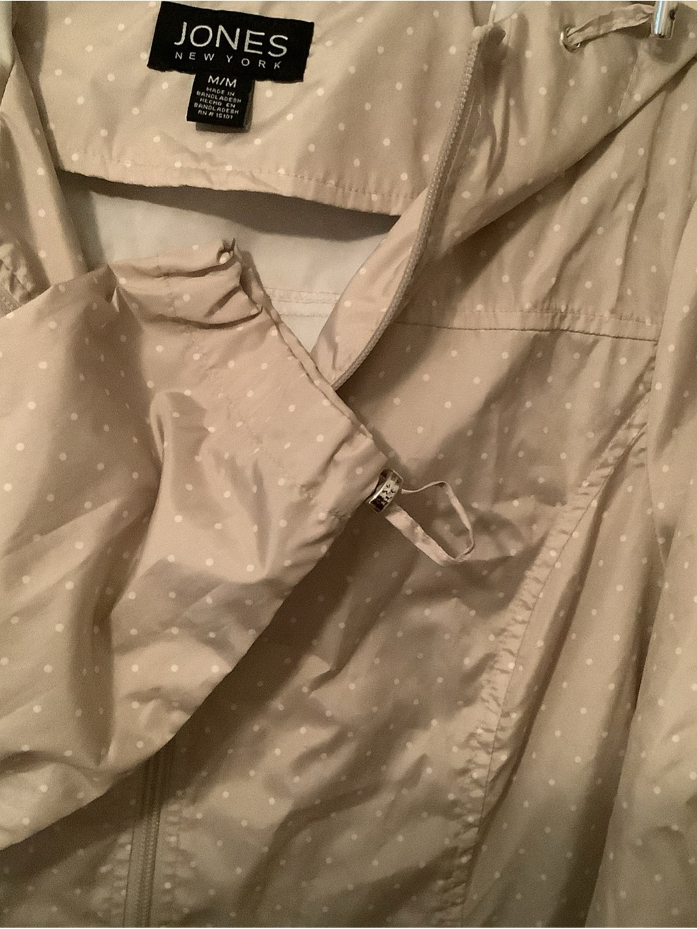 Jones New York Light Beige Polka Dot Hooded Raincoat - Picture 4 of 8
